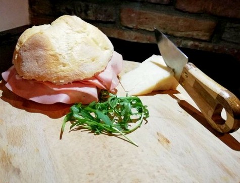 _06food-panini2