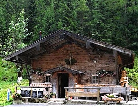 Sennhuette-Falzthurn-0