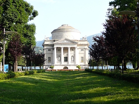 Tempio Voltiano-Como (2)